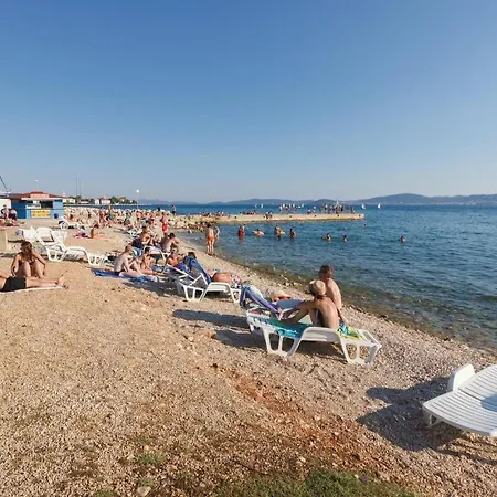 Three-bedroom Holiday In Vikendica Zadar