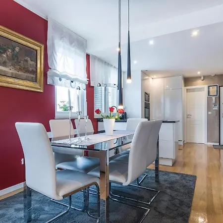 Three-bedroom Holiday In * Zadar