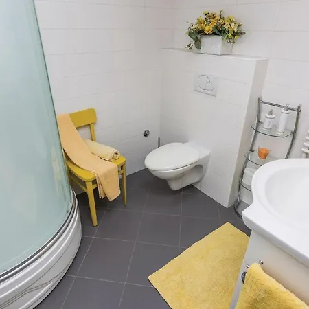 Three-bedroom Holiday In Holiday home Zadar